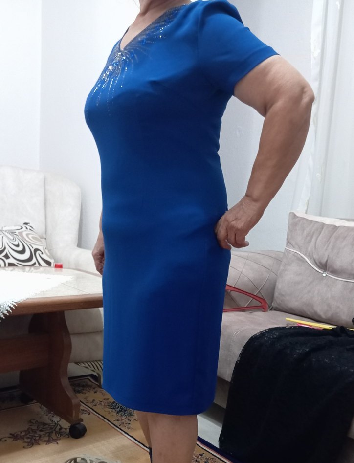 Kısa Kollu V Yakalı Lacivert Kadın Elbise - Görsel 5