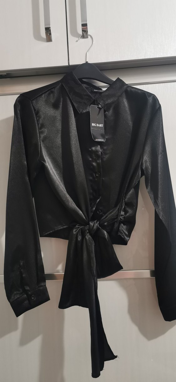 Saten Siyah Kadın Gömlek, Kemerli, Uzun Kollu - Görsel 2