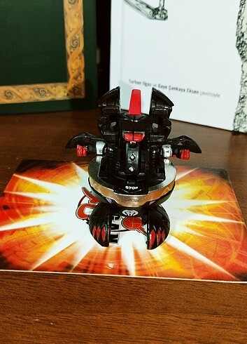  Beden Renk Bakugan Darkus Alpha Hydranoid