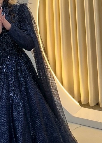 Uzun Kollu Mavi Drapeli Kadın Abiye - Görsel 2