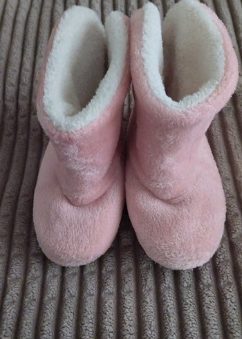 Kızlar için Pembe Sıcak Peluş Ev Terliği - Görsel 2