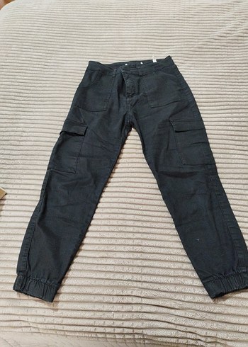 Kadın Siyah Kemerli Rahat Boyfriend Pantolon