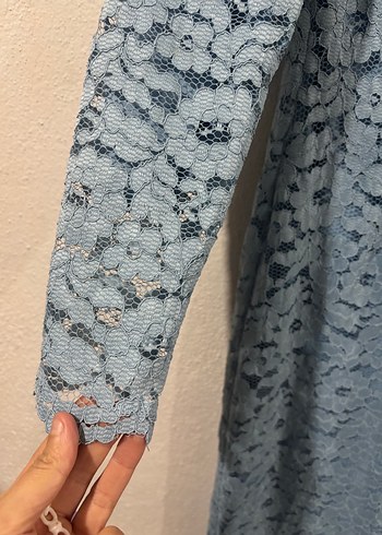 Uzun Kollu Mavi Dantel Elbise - Görsel 5