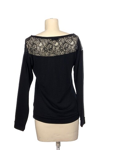 m Beden Guess Bluz %70 İndirimli.