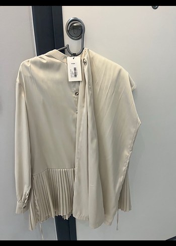 Bej Uzun Kollu Piliseli Tunik - Görsel 3