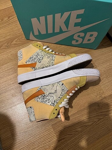 44 Beden çeşitli Renk Nike Blazer 44.5 numara