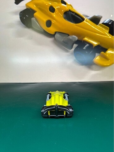  Beden Hot wheels