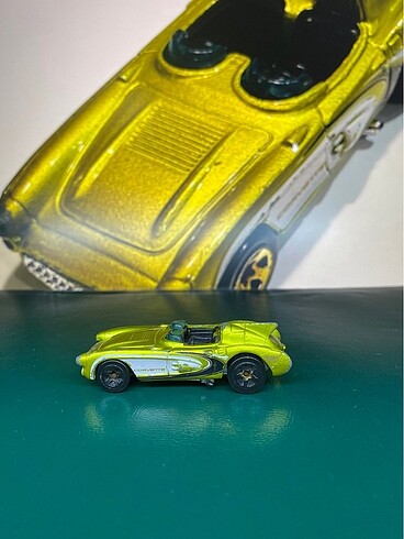  Beden Renk Hot wheels