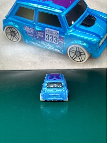  Beden Hot wheels