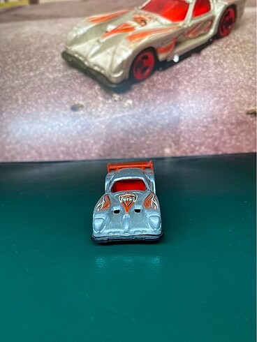 Hot wheels