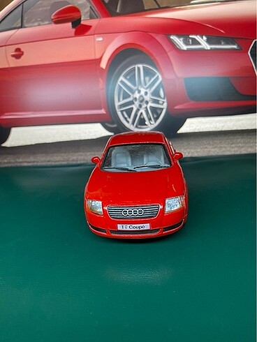 Audi dekor oyuncak araba