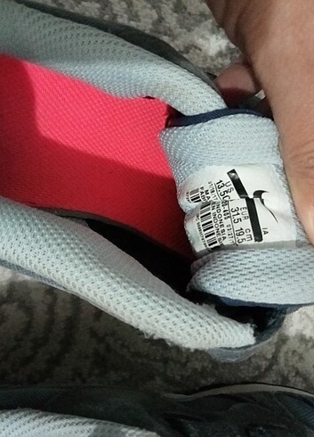 31 Beden gri Renk Nike Cocuk ayakkabı 