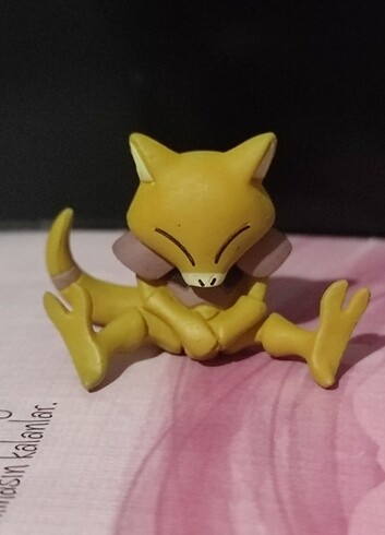 Abra 4cm Pokemon figür oyuncak