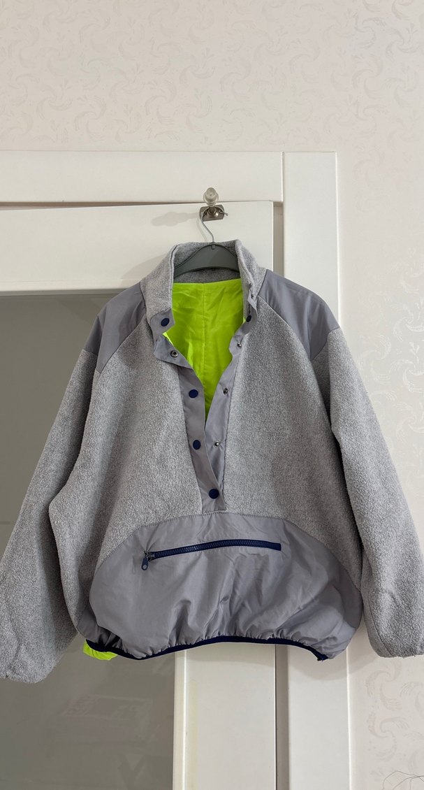 Gri Yüksek Yaka Düğmeli çift taraflı kullanılabilen  Yağmurluk - Görsel 2