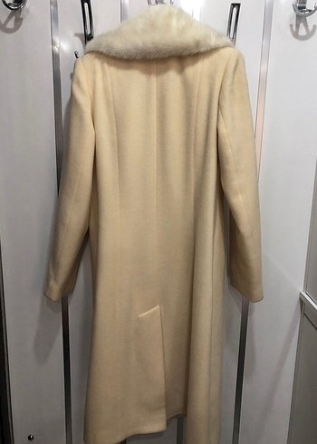 Krem Renkli Kürk Yaka Kaban - Görsel 3