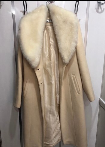 Krem Renkli Kürk Yaka Kaban - Görsel 2