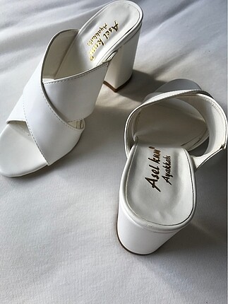 Topuklu beyaz ayakkabi - Görsel 5