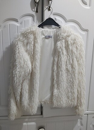 Peluş beyaz ceket mont