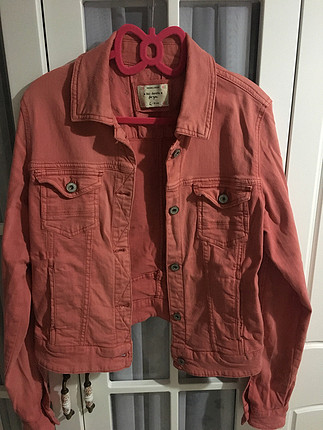 m Beden pembe Renk Bershka kot ceket