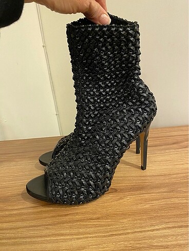 41 Beden siyah Renk Zara hasır bot ayakkabı