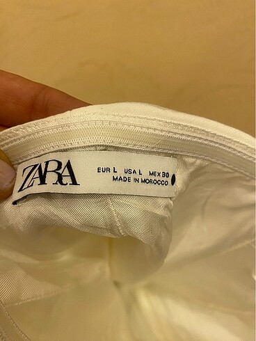 l Beden beyaz Renk Zara büstiyer