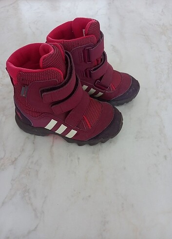 23.5 numara adidas bebek bot