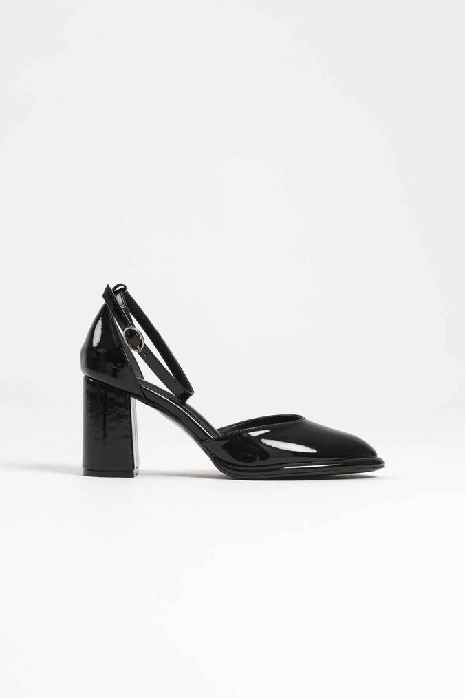 Siyah Rugan Tokalı Kadın Topuklu Ayakkabı - Görsel 5