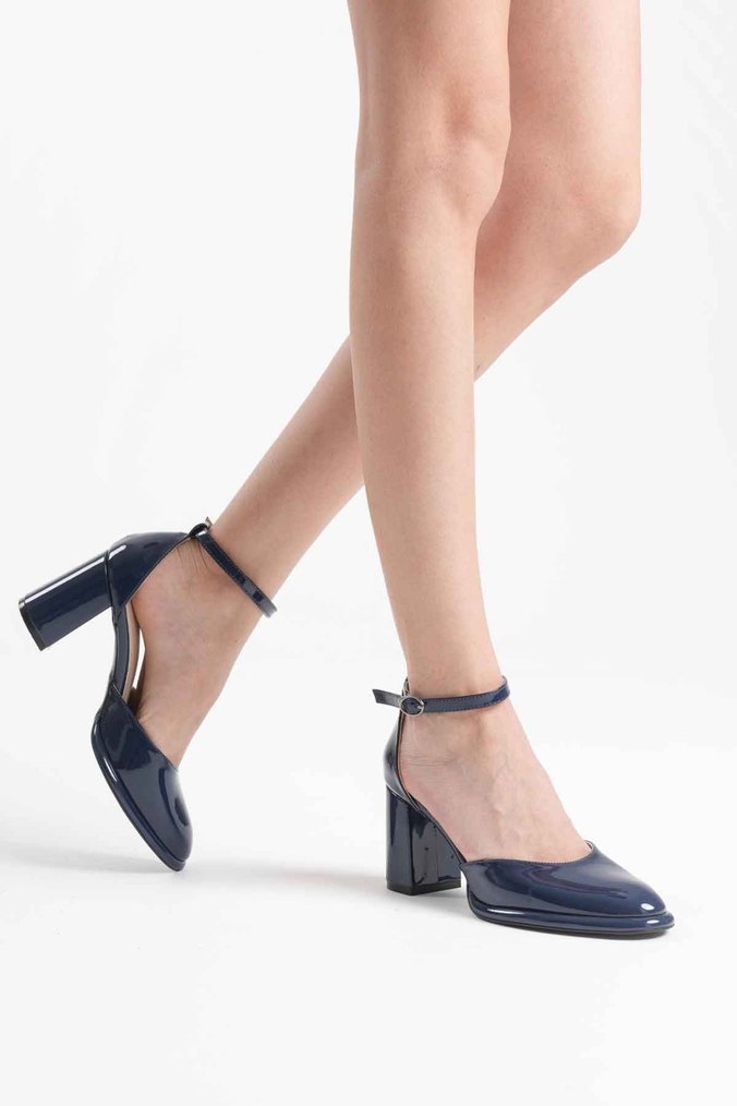 Mavi Parlak Tokalı Topuklu Kadın Ayakkabı - Görsel 4