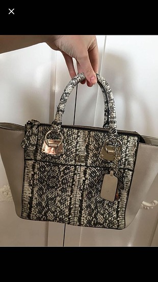 Guess çanta 