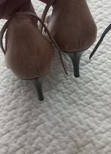 39 Beden camel Renk 39 numara deri stiletto