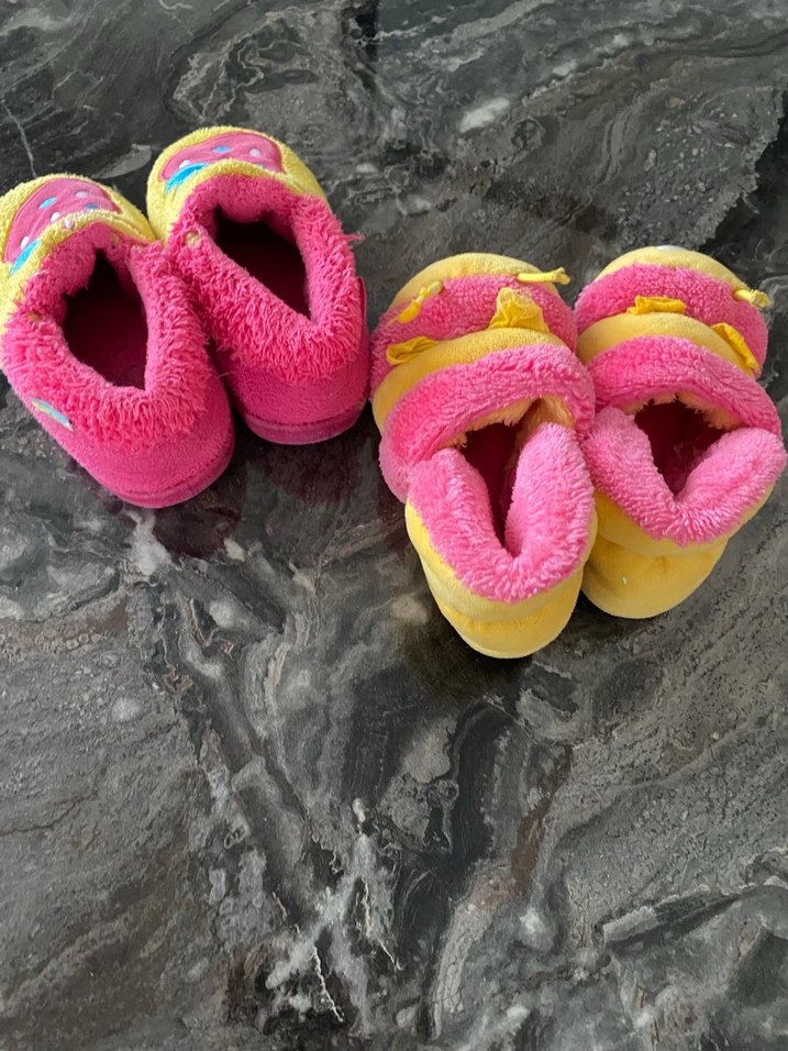 Kız Çocuk Renkli Nakışlı Sıcak Terlikler - Görsel 2