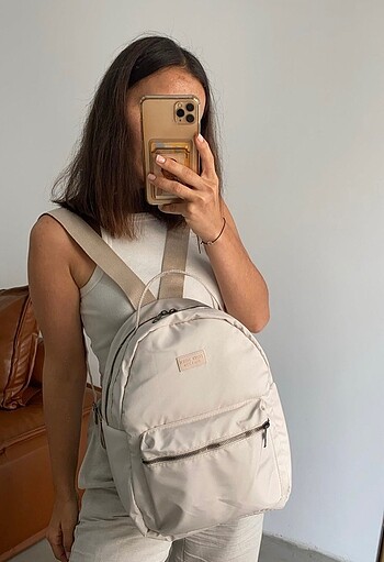 Beden çeşitli Renk Pull&Bear Model Sırt Çantası