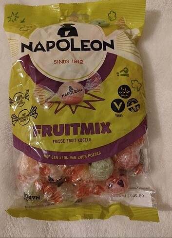 napoleon seker ve iki adet cay demleme poseti