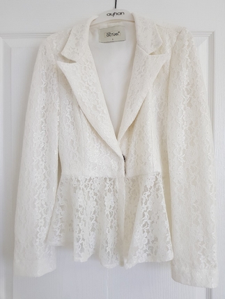 beyaz dantel ceket
