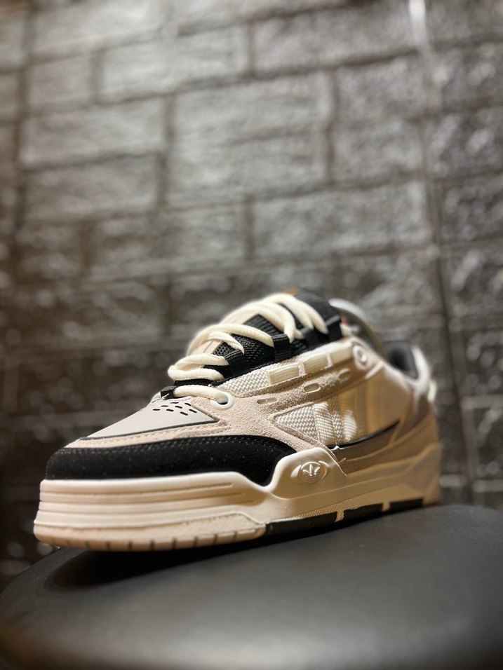 Adidas yeni sezon spor ayakkabı - Görsel 3