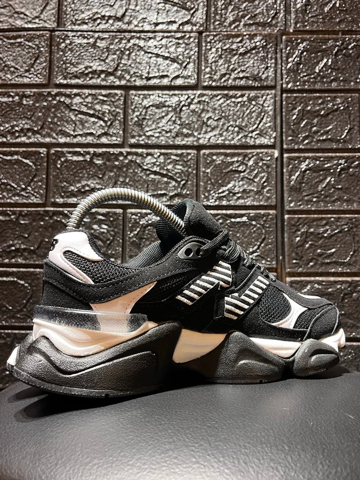 Siyah Gri Zebra Desenli Kadın Spor Ayakkabı - Görsel 3