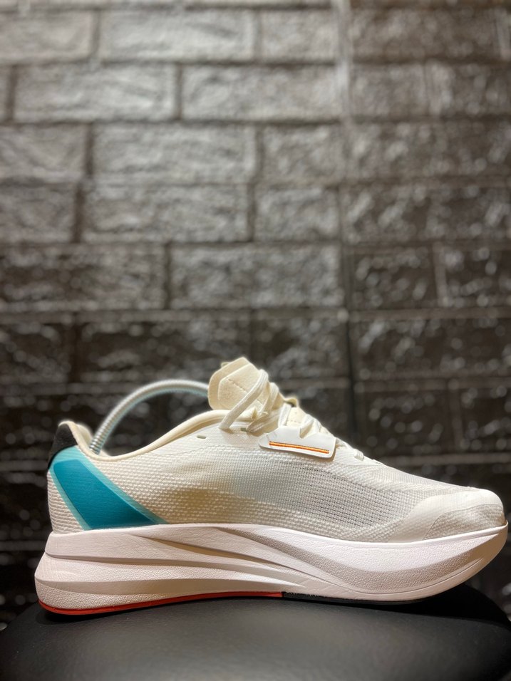 Beyaz Erkek Koşu ve Antrenman Ayakkabısı - Görsel 4