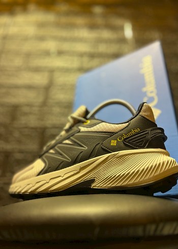 Columbia Erkek Gri Bağcıklı Spor Ayakkabı - Görsel 10