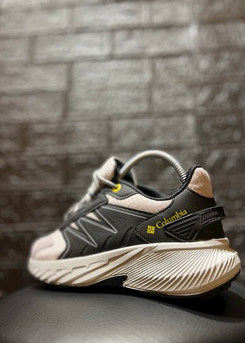 Columbia Erkek Gri Bağcıklı Spor Ayakkabı - Görsel 3