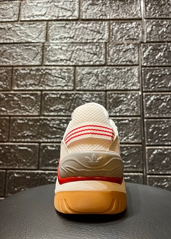 Beyaz Bağcıklı Stiletto Topuklu Spor Ayakkabı - Görsel 8