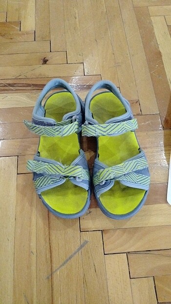Decathlon sandalet 