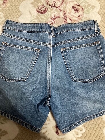 Pull and Bear Şort