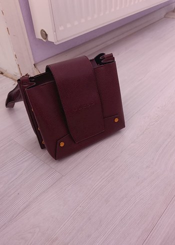 Diğer Bordo Deri Tokalı Kadın Çanta