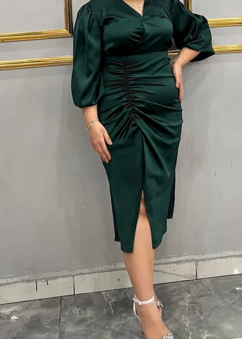 Drapeli Uzun Yeşil V Yaka Kadın abiye - Görsel 2