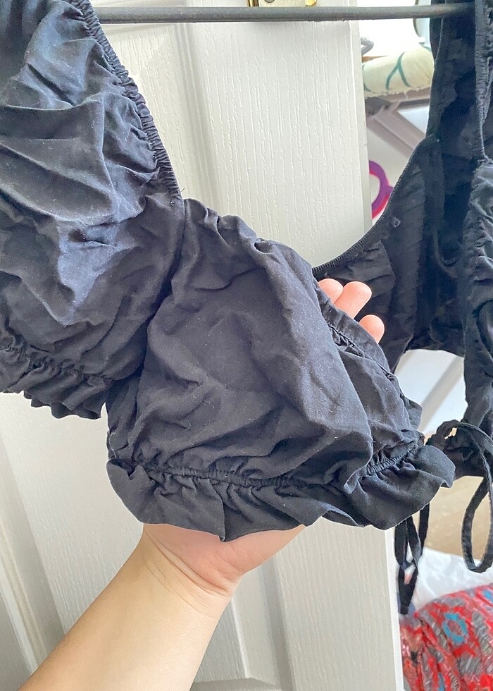 Iamnotbasic dekolteki crop - Görsel 2