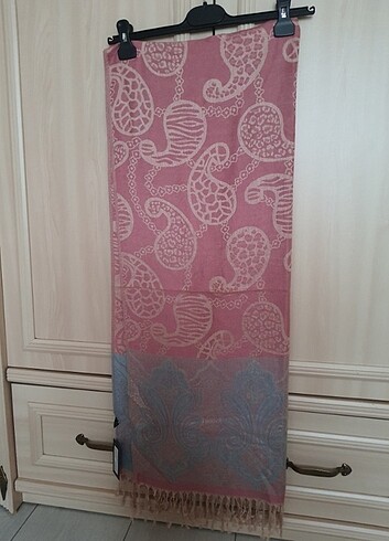 62cm 180 cm şal 