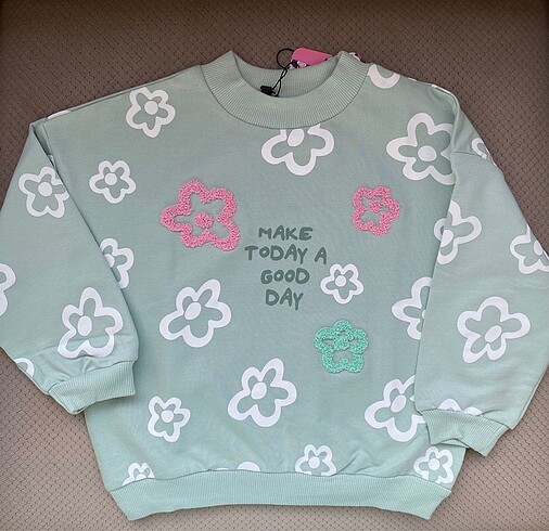 Çiçekli sweat (3yaş)