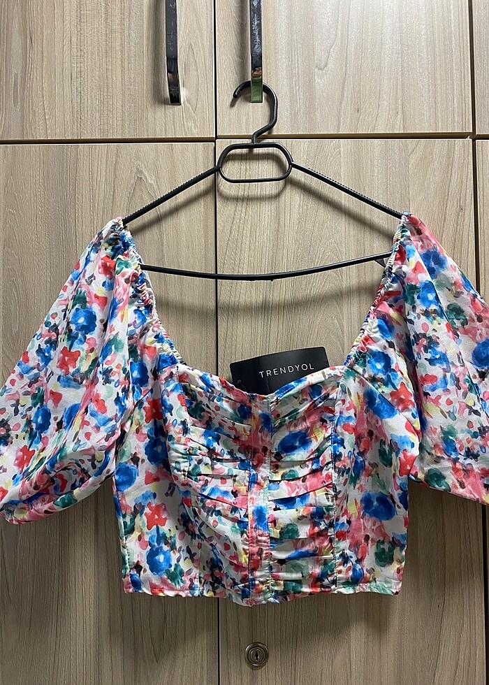trendyolmilla renkli crop üst - Görsel 2