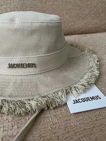 Jacquemus Jacquemus Bej Şapka