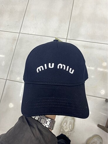  Beden Miu Miu Şapka